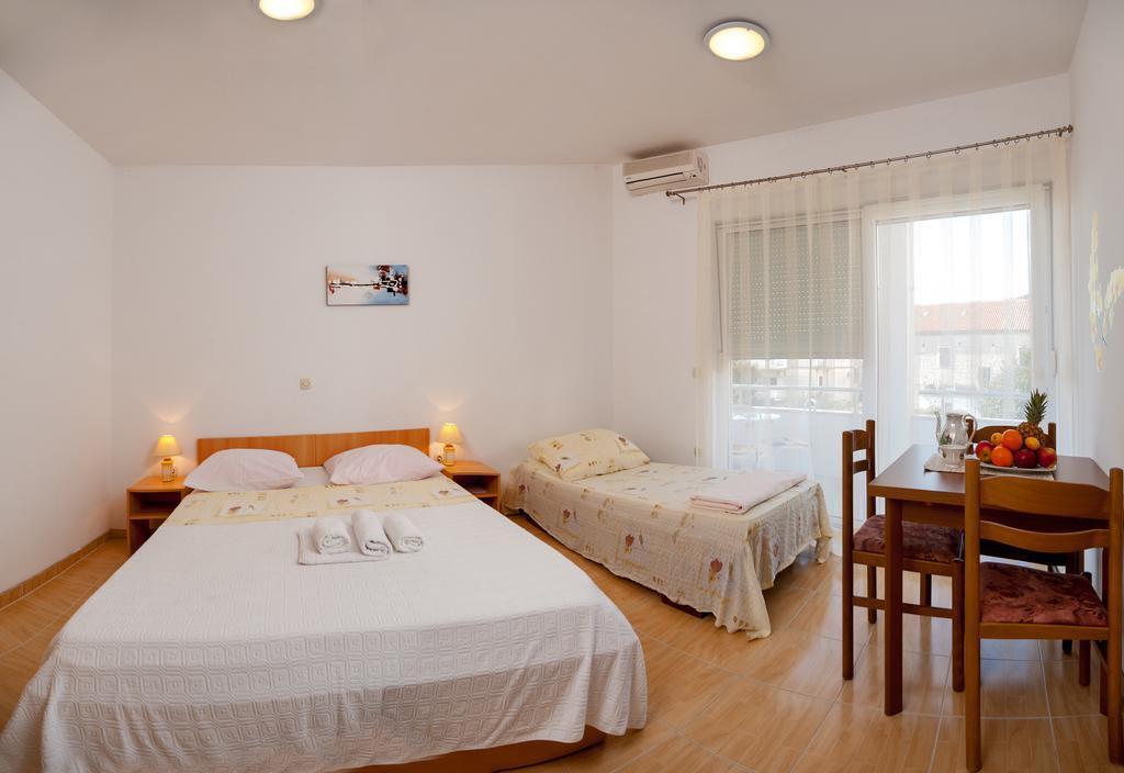 Apartment House Marta