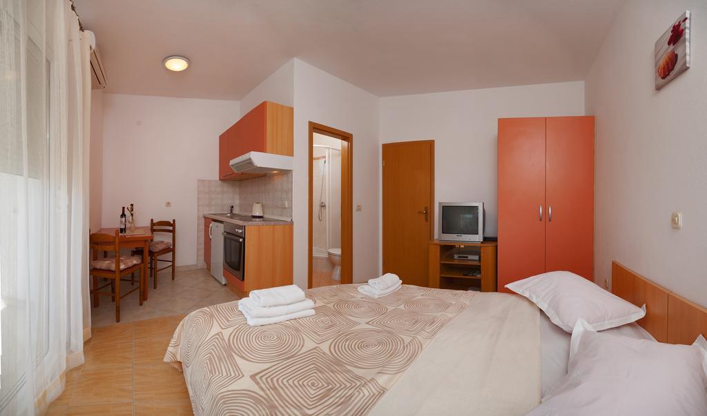 Apartment House Marta Baska Voda
