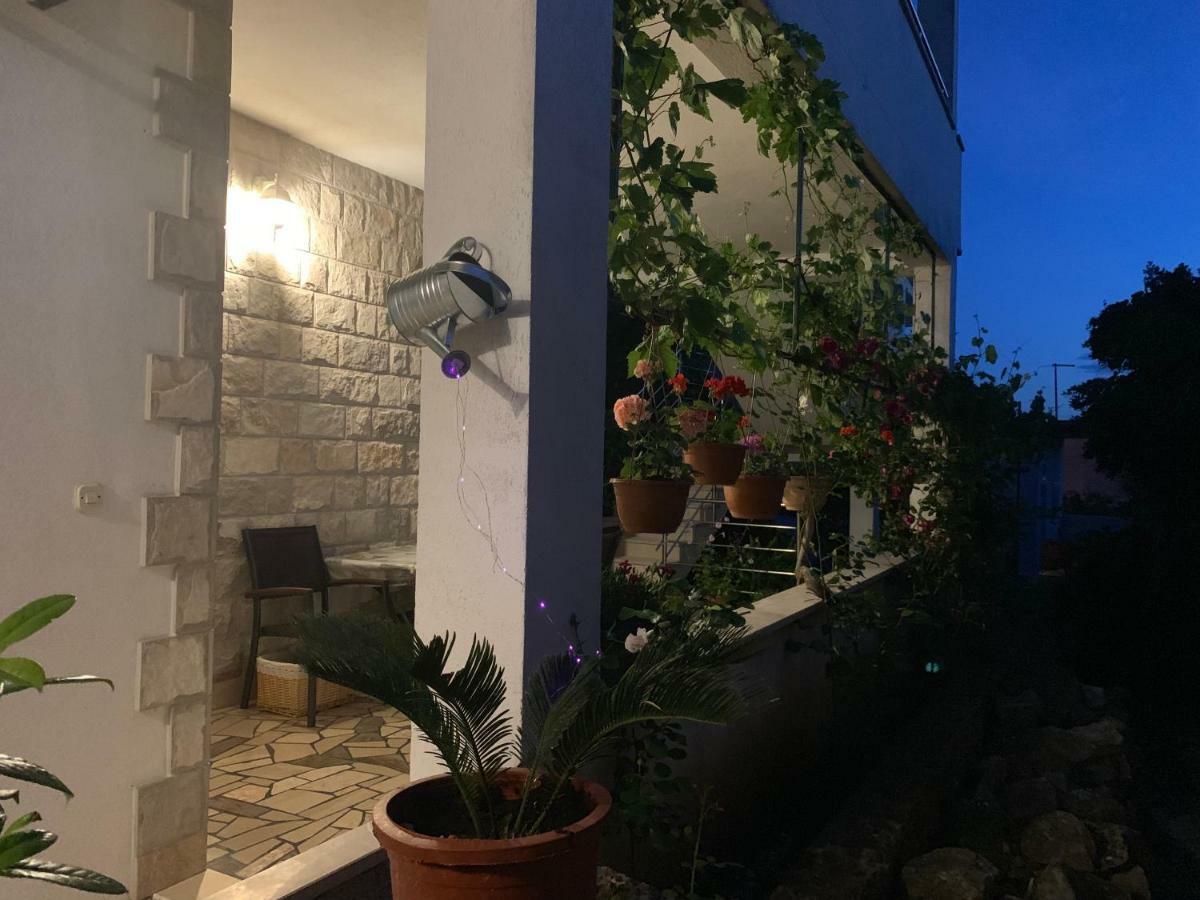 House Marta Apartment Baska Voda